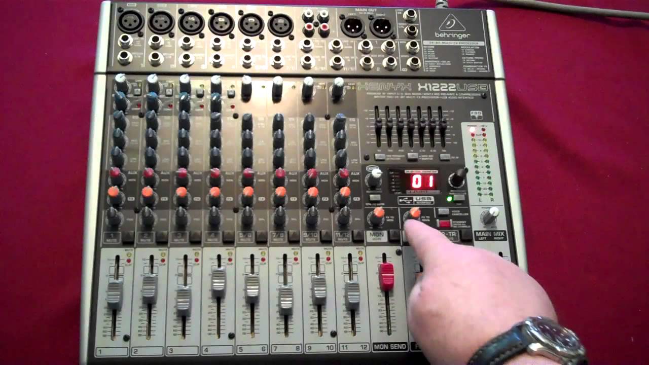 Behringer Xenyx X1222USB Mixer