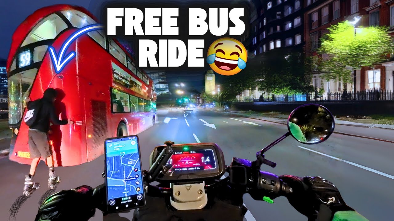 Friday Night Delivering UberEats & Deliveroo - The City Is Crazy At This Time Of Night!