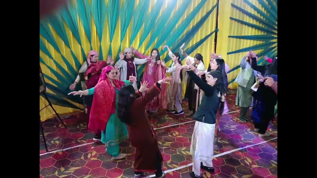 Enjoy marriage ❤❤pahadi dance 