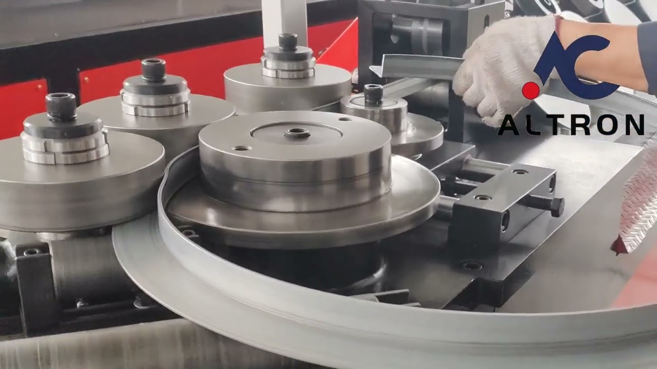 Round Flange Forming Machine