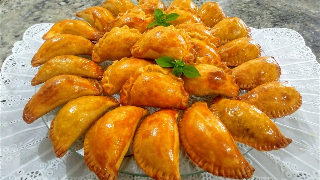 PASTEIZINHOS DE FORNO-MASSA CROCANTE E ECONÔMICA