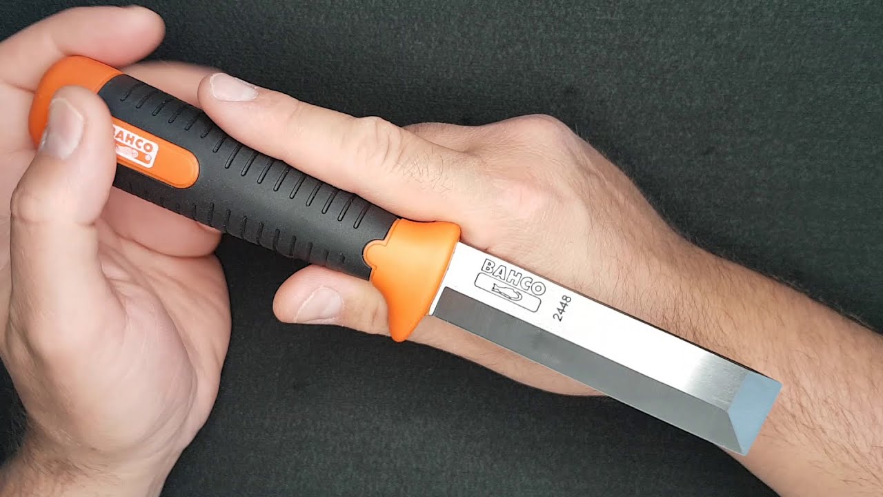Cuchillo Formón BAHCO 2448 a escena: 2 en 1 para trabajo pesado.