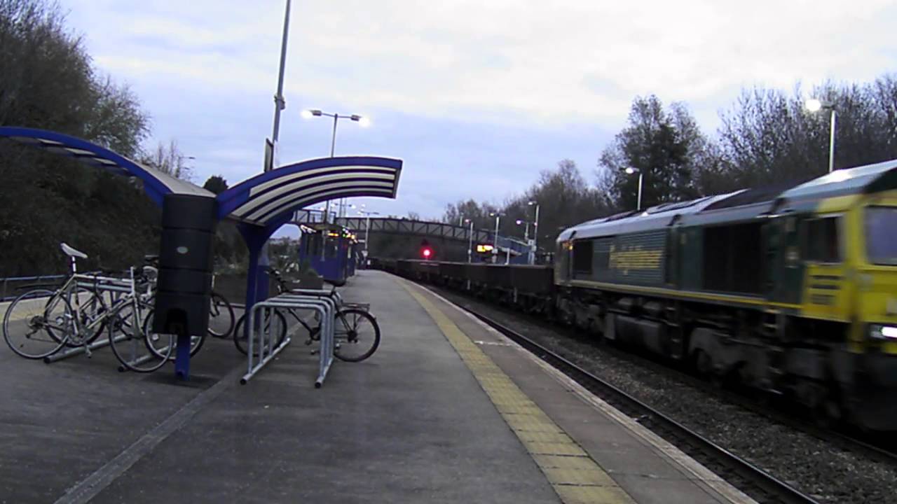 Freightliner class 66 + 66957 Passes Filton Abbey Wood with 4 tone blast!