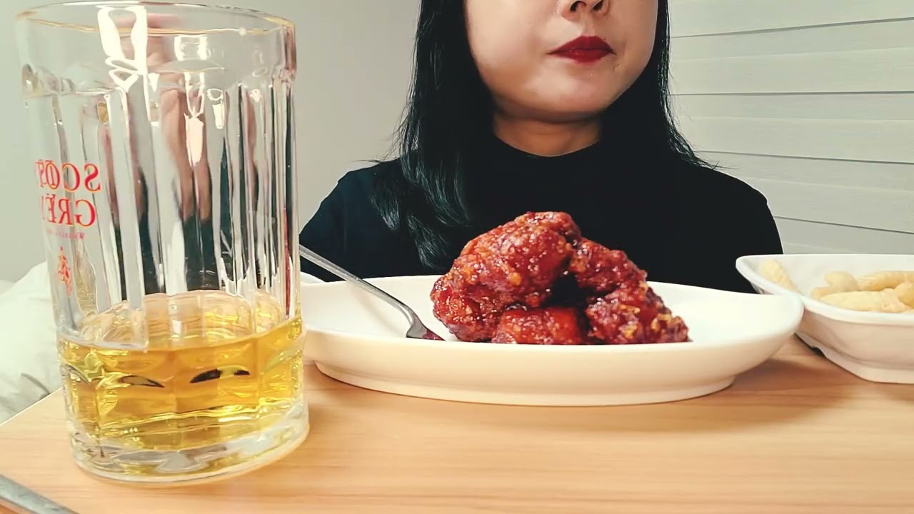 퇴근 후 쏘맥 X 닭강정 먹방 After-Work Mukbang: Somaek × Dakgangjeong (+Saewookkang) 저렴한 술·안주로도 충분히 행복해지는 순간