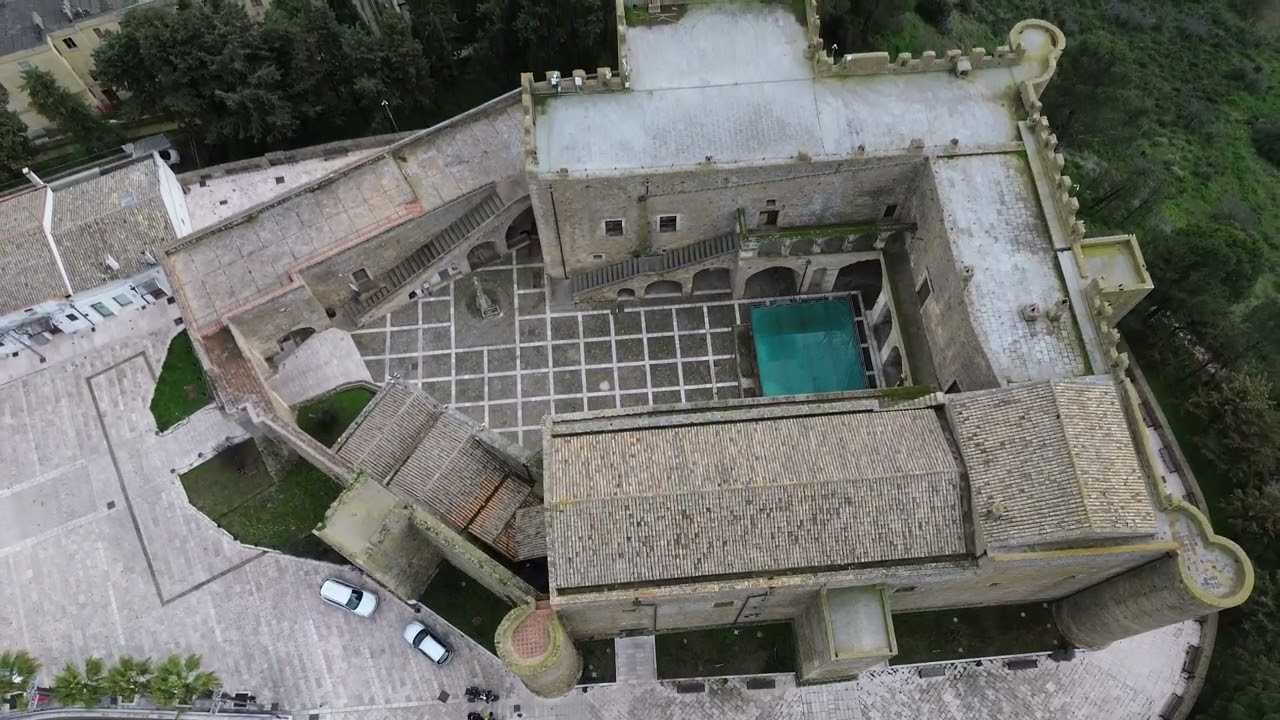 Miglionico ed il suo Castello