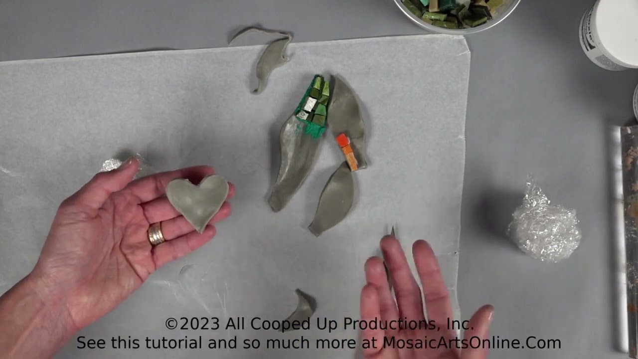 ДЕМО ДЛЯ ЛИЦ ДО 20 ЛЕТ. Как придать форму Apoxie Sculpt для проектов мозаичного искусства.