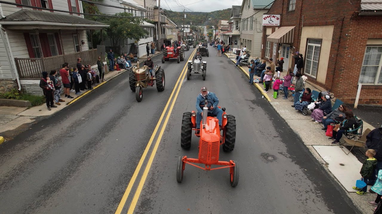 Steam & Classic Tractor POWER Parade Down Main Street in McConnellsburg, Pennsylvania!