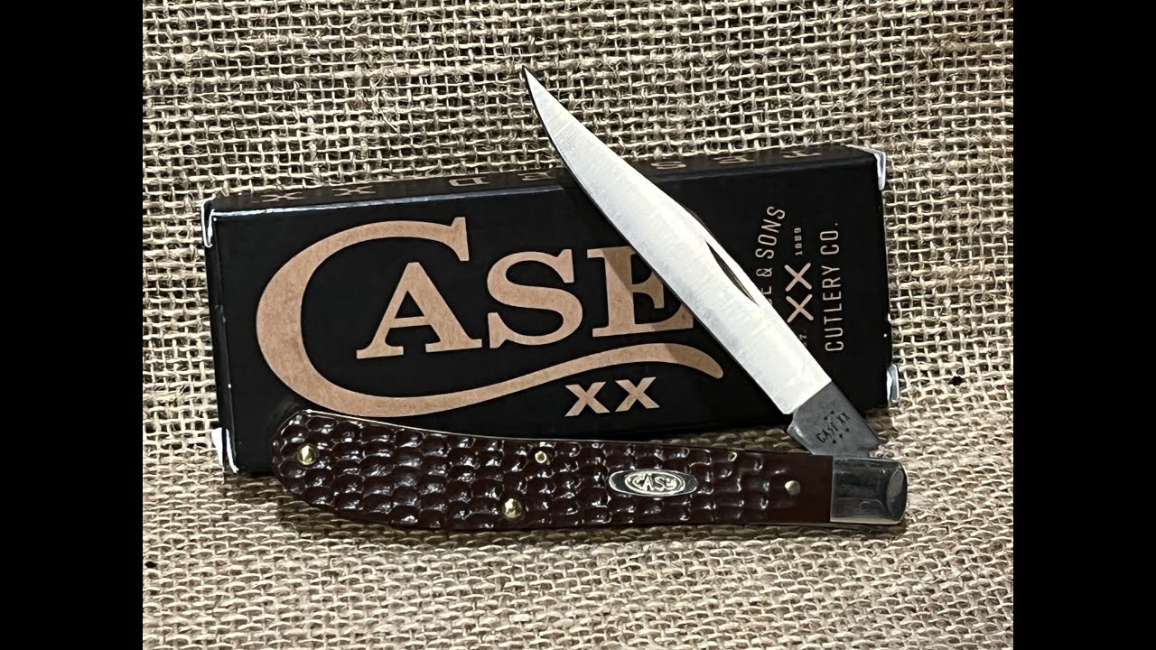 Case 61048 Slimline Trapper and the 094 Toothpick, a comparison
