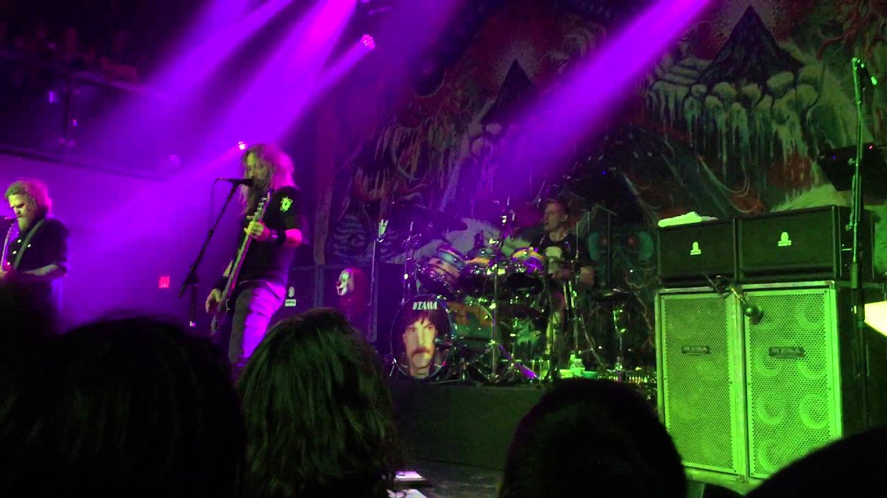 Mastodon - Tread Lightly (Live @ London Music Hall 2015)