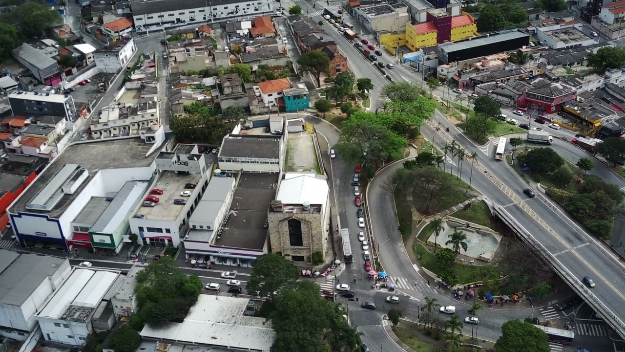 Sobrevoando igrejas AD Belém setor 07 e Primeira igreja Batista em Guaianases