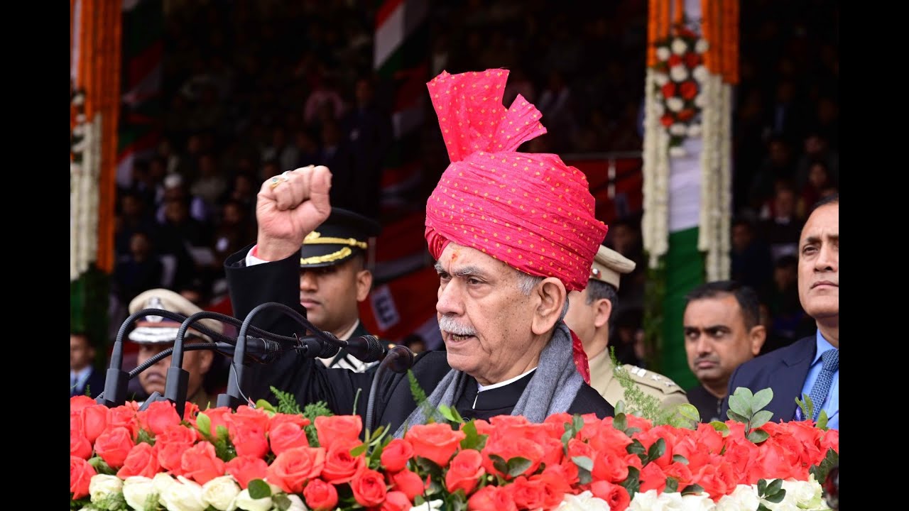 Lt Governor Manoj Sinha unfurls National Flag at Republic Day function
