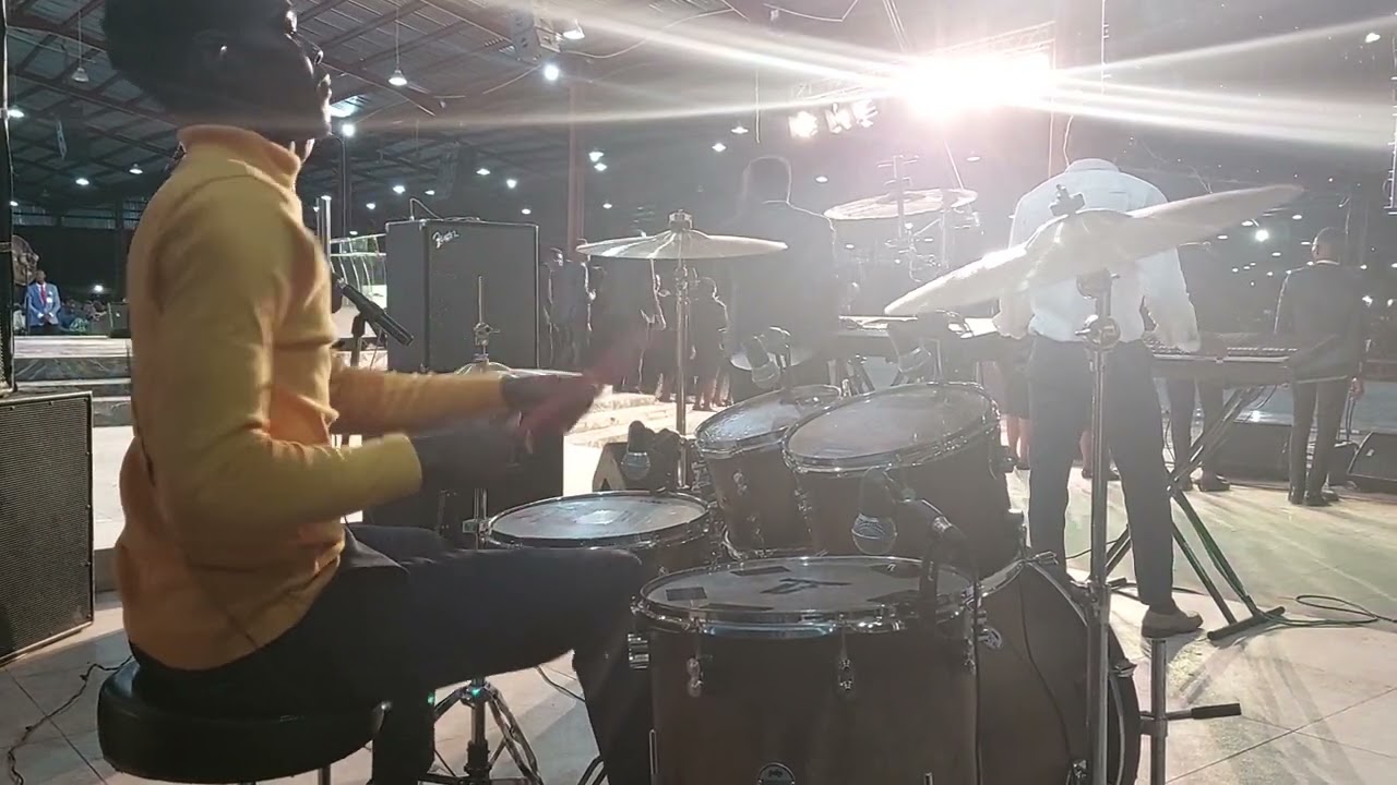ANTHEM BY DUNSIN OYEKAN |FOURSQUARE MUSICIANS  #kayce  #foursquaremusicians
