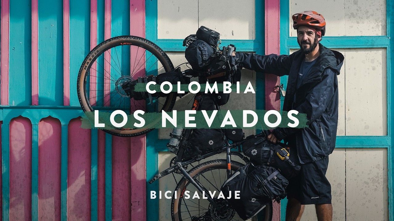 Un VOLCÁN ACTIVO en BICICLETA 🌋 Los NEVADOS de COLOMBIA