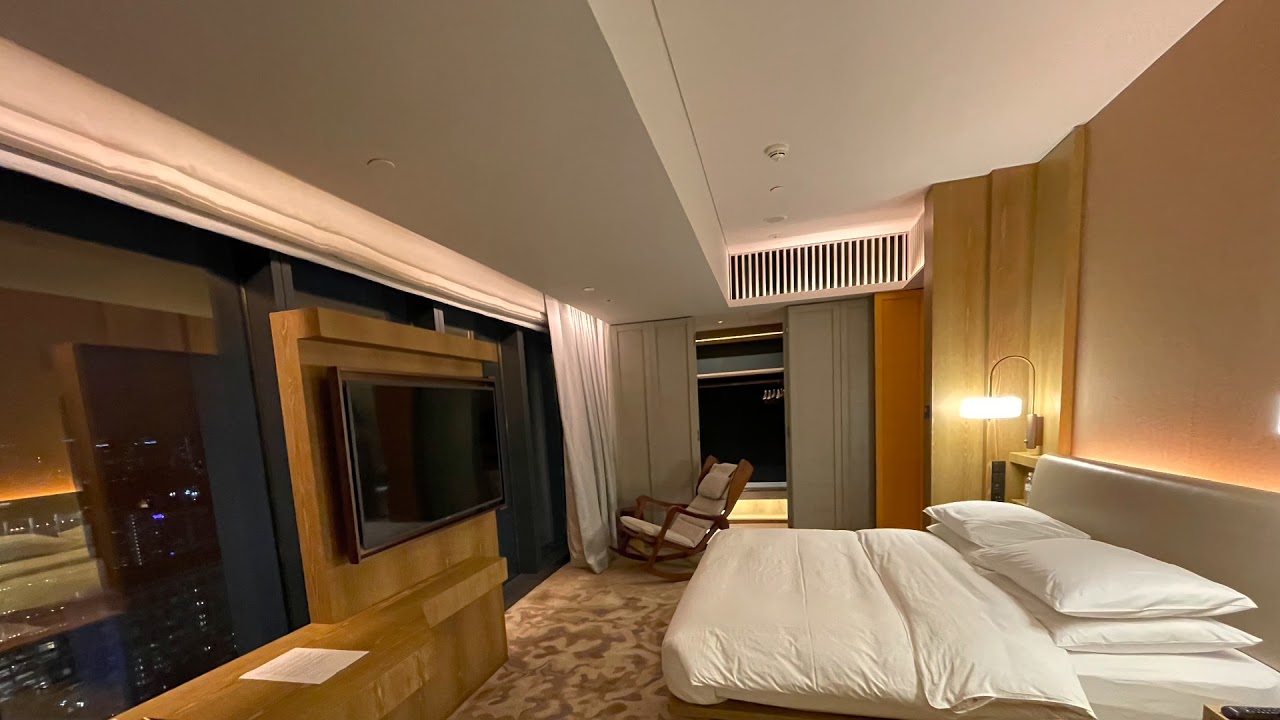 Staycation @ Andaz Studio Suite King
