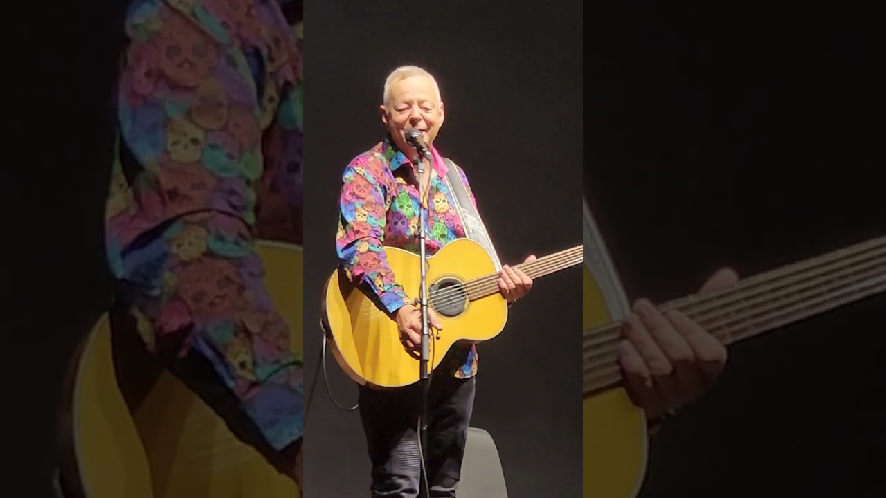 Tommy Emmanuel  - Concert in Toronto 2024-10-10.  The Wide Ocean