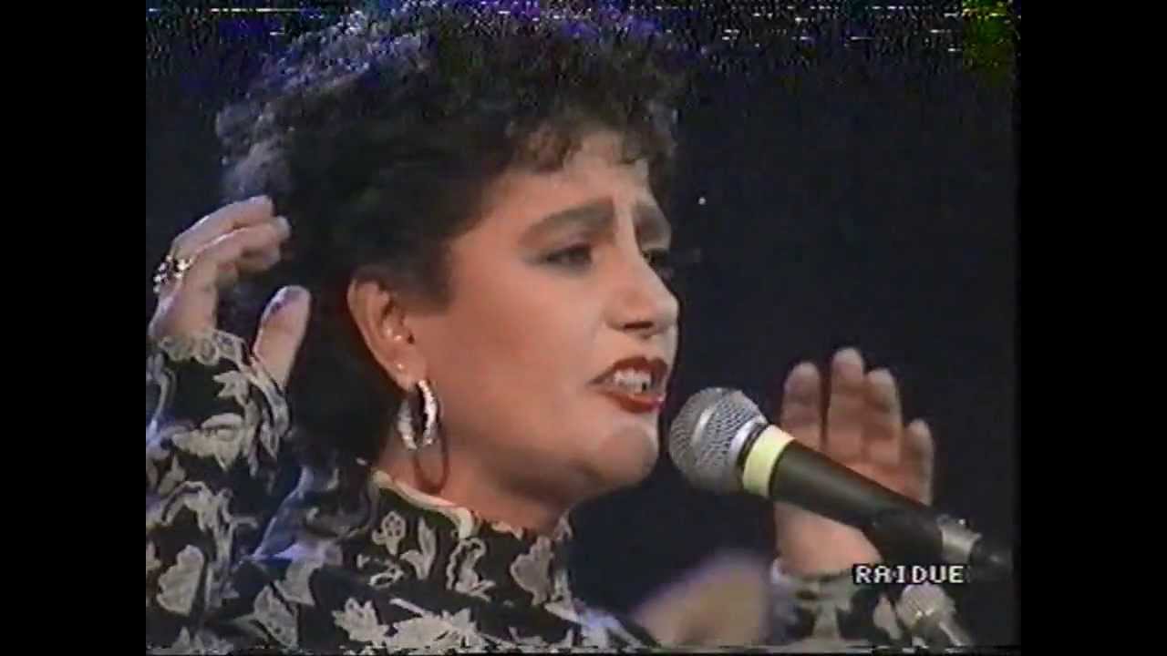 Mia Martini in Io e te. Presentazione di Enzo Jannacci. Live 1989