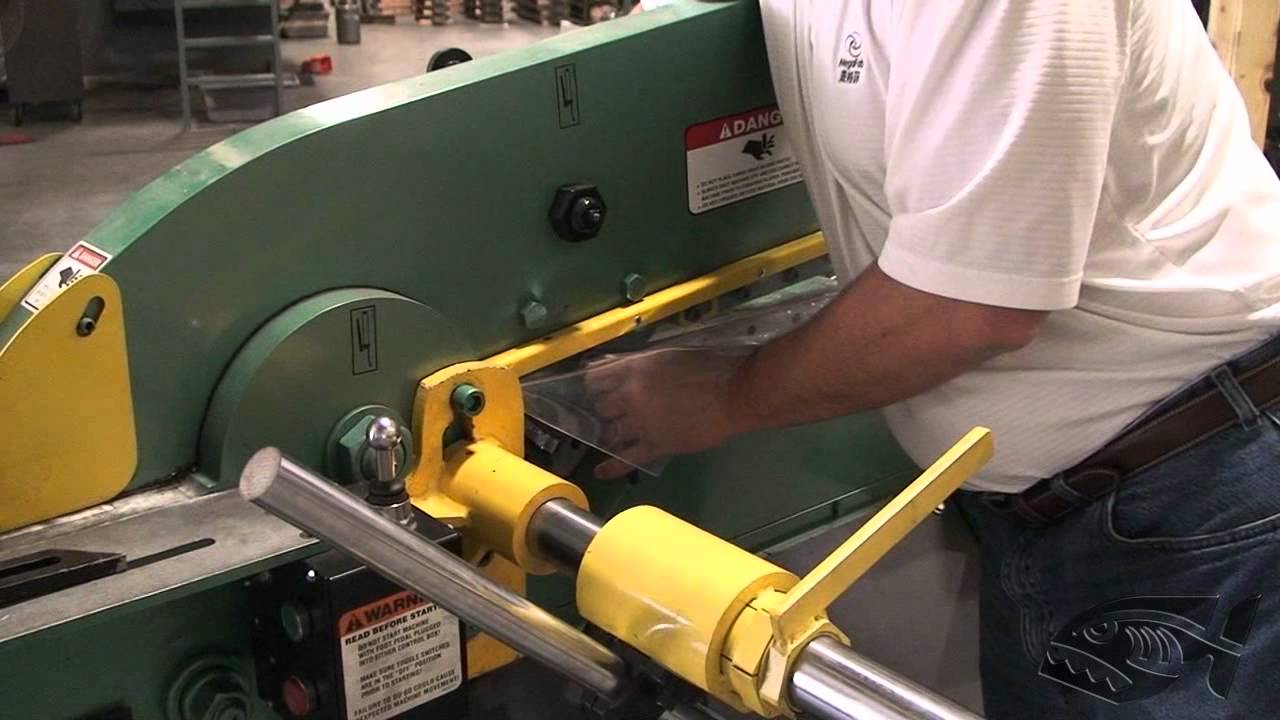 how to properly rotate the upper angle knife on a Piranha Ironworker