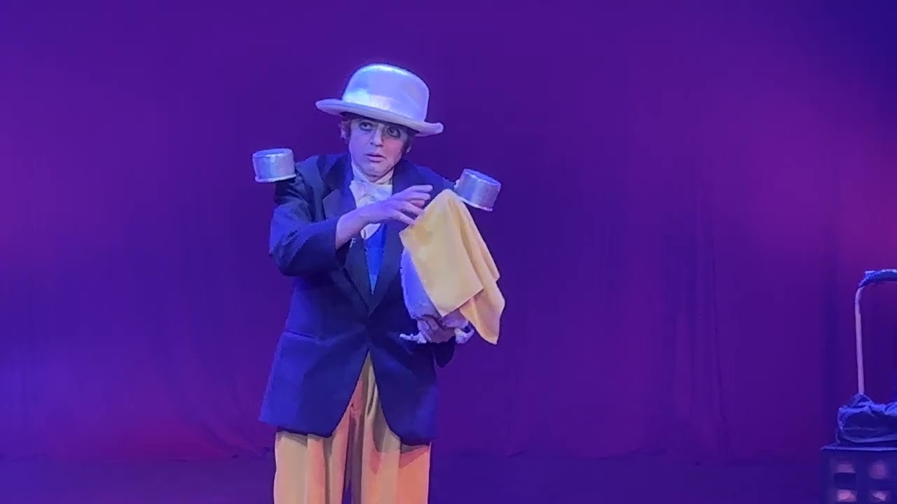 Pin Pong Act Düsseldorf Christmas Circus