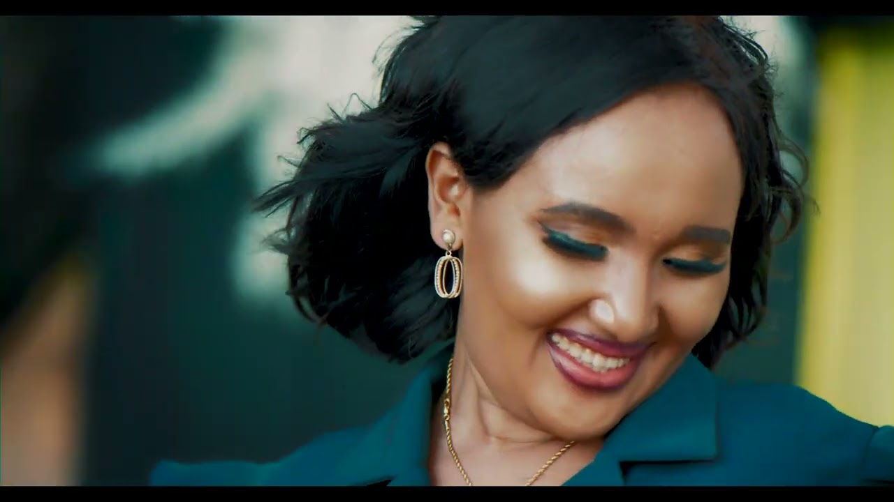 Queen Sarah - Wathamani (Official Video)