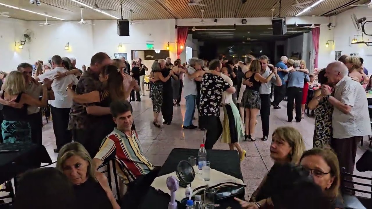 Milonga El Rodriguez, Buenos Aires, Argentina (22. 1. 2025) ~ DJ Roque Sillers #1