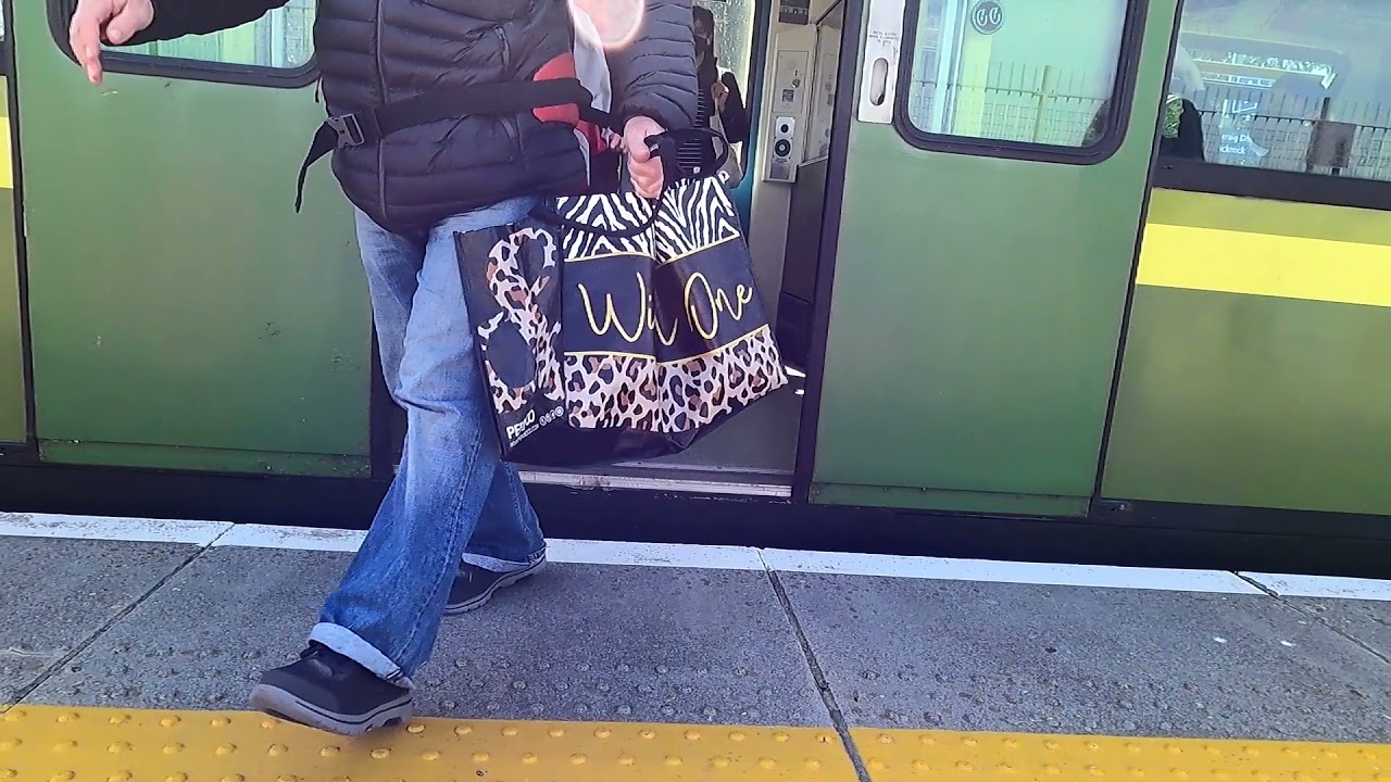 Trip to Bray | Dublin City to Beach | Dublin Bus | Dublin Transit Train