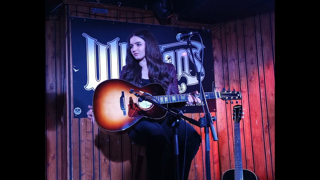 Muireann Bradley - Don't Think Twice (It's Alright) - Bob Dylan