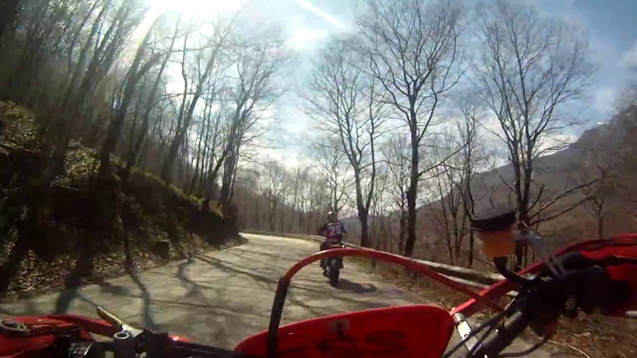 XR600R Vs XR650R Motard battle ( gerry.dp vs. Sicboy )