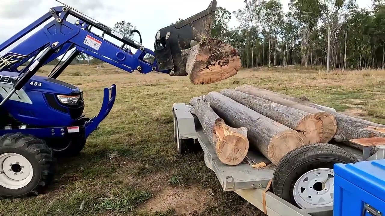 Hobby Farm& Small Acreage Tractors | How to Use a Tractor and 4in1 Bucket to Drag and Transport Logs