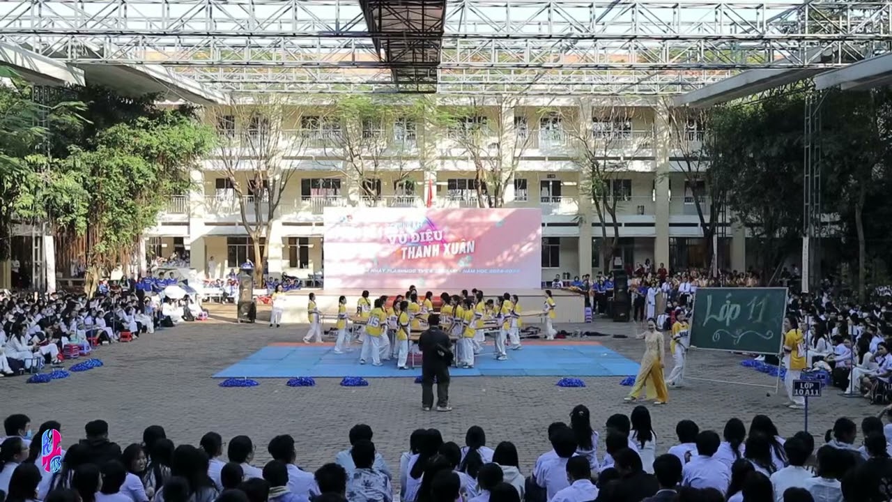 Lớp 12A15 chung kết flashmob THPT Trần Văn Giàu năm học 2024-2025