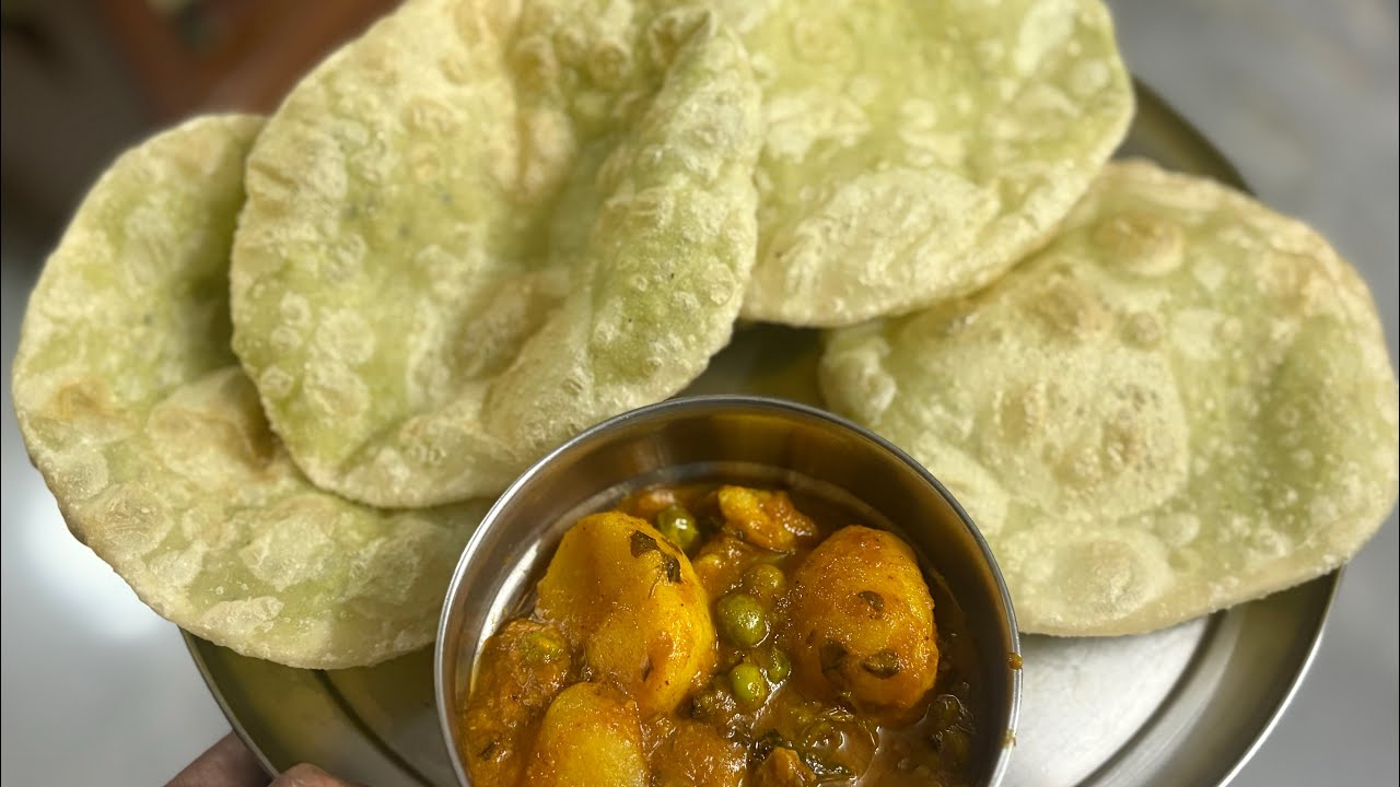 শীত বিদায়ের আগে গরম গরম কড়াইশুটির কচুরি 