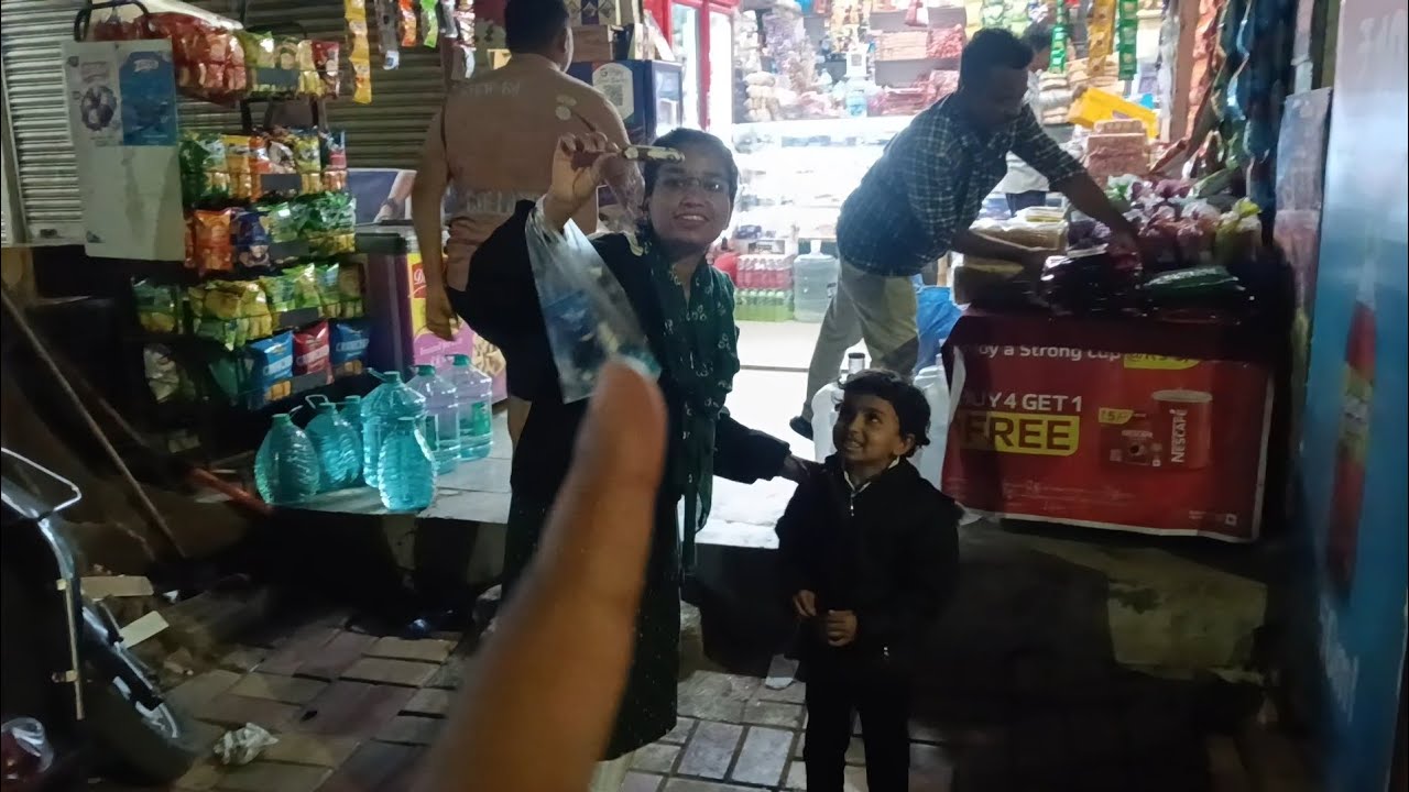 एवढ्या रात्री असं काय झालं❓😯#dailyvlog #familyvlog #videoviral #marathivlog #punevlogger #viral 