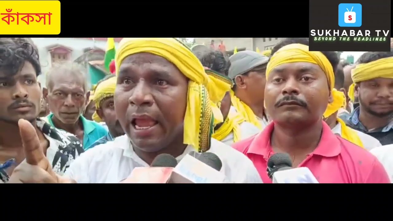 কাঁকসা থানা ঘেরাও করল আদিবাসীরা। উত্তপ্ত হলো পরিস্থিতি। kanksa Police Station