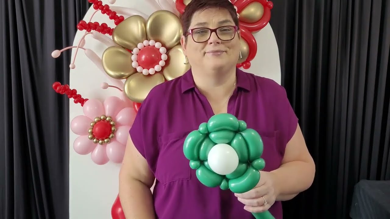 Twisted 260 Scalloped Flower Tutorial
