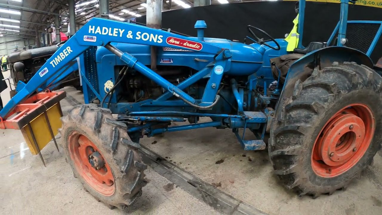 1963 Roadless Fordson Super Major 4WD 5.4Litre 6-Cyl Diesel Tractor (90HP) Spring Tractor World 2025