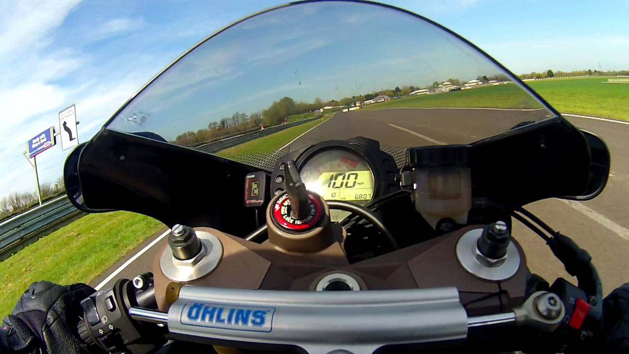 castle combe trackday zx10r 2016