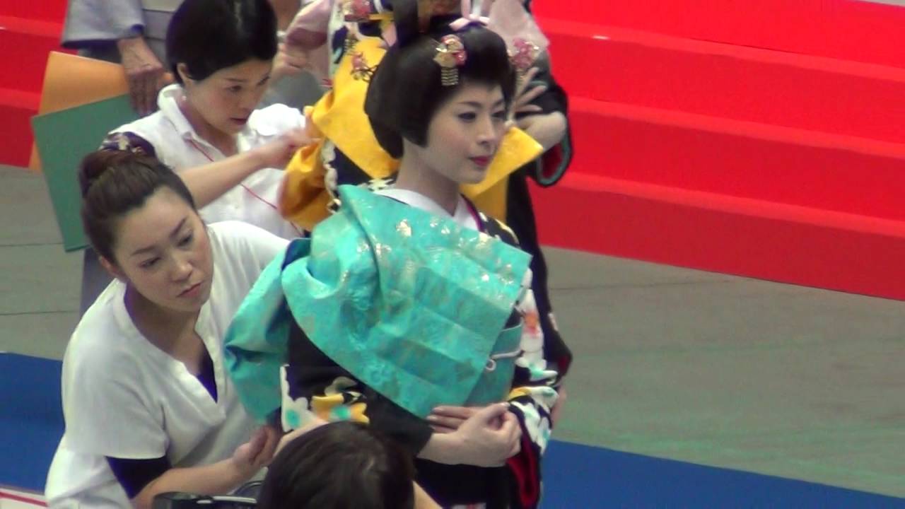 第42回全日本美容技術選手権大会in大阪～花嫁化粧着付競技～