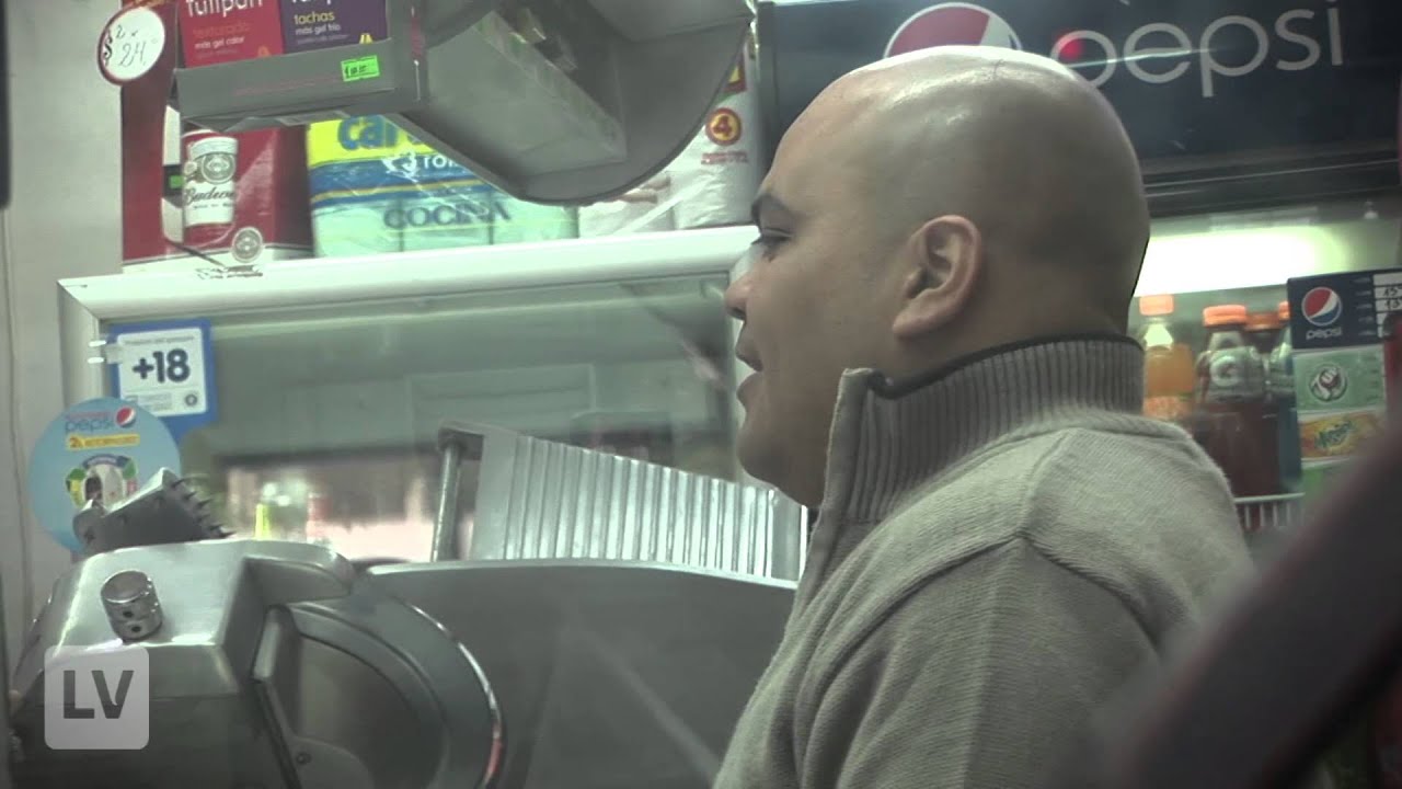 El quiosquero de Nueva Córdoba que sueña con cantar cuarteto