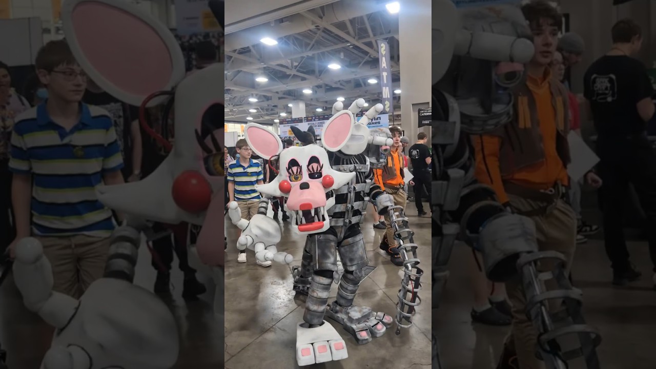 Mangle goes to a comic convention part 2 #fnafcosplay #mangle #fnaf2
