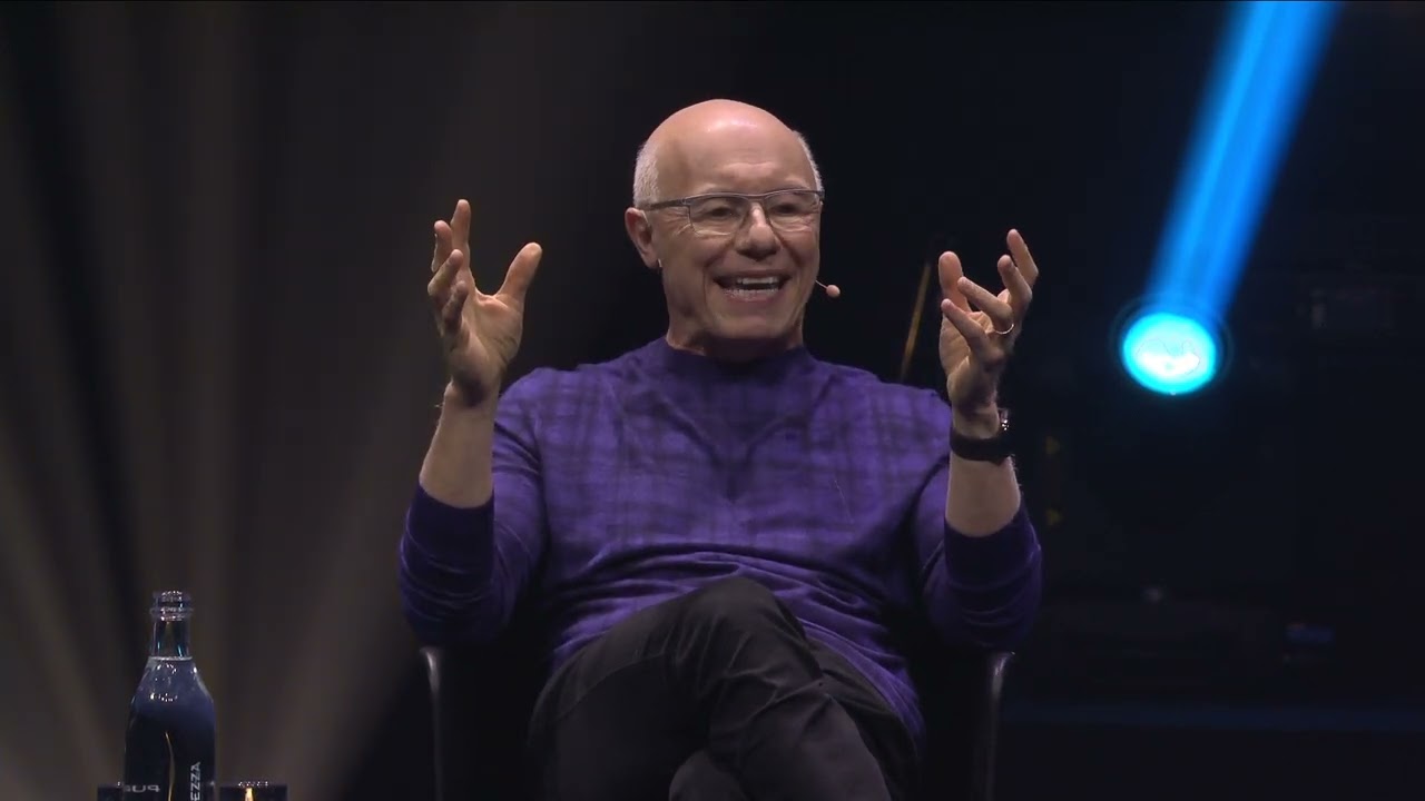 Lessons From a Lifetime in Venture - (Sequoia) Doug Leone & (Sequoia) Luciana Lixandru | Slush 2022
