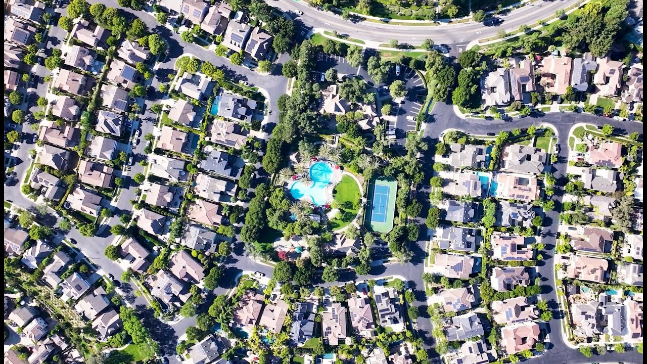 Why choose FirstService Development Advisors for your real estate development?