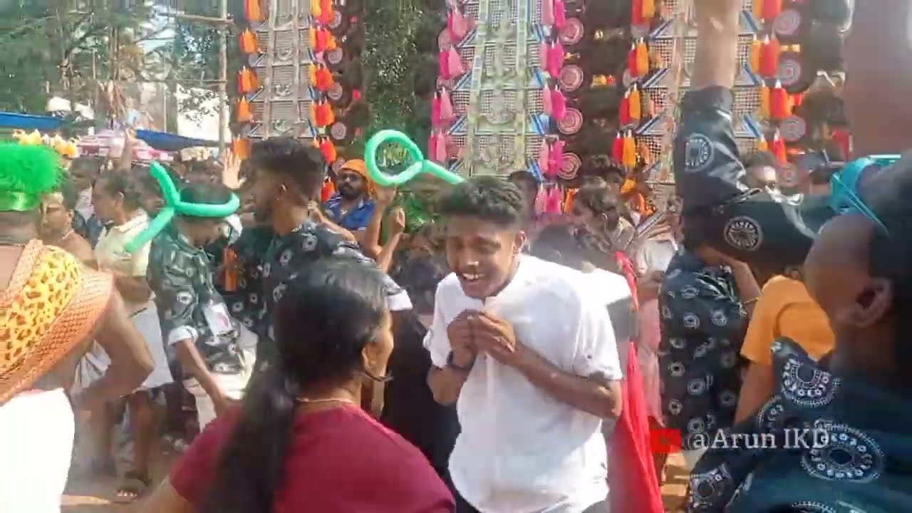 Velmuruka Haro Hara ( Naran movie ) Anapara Brothers | ഞെള്ളൂർ പൂയ്യം 2022 @arunikd
