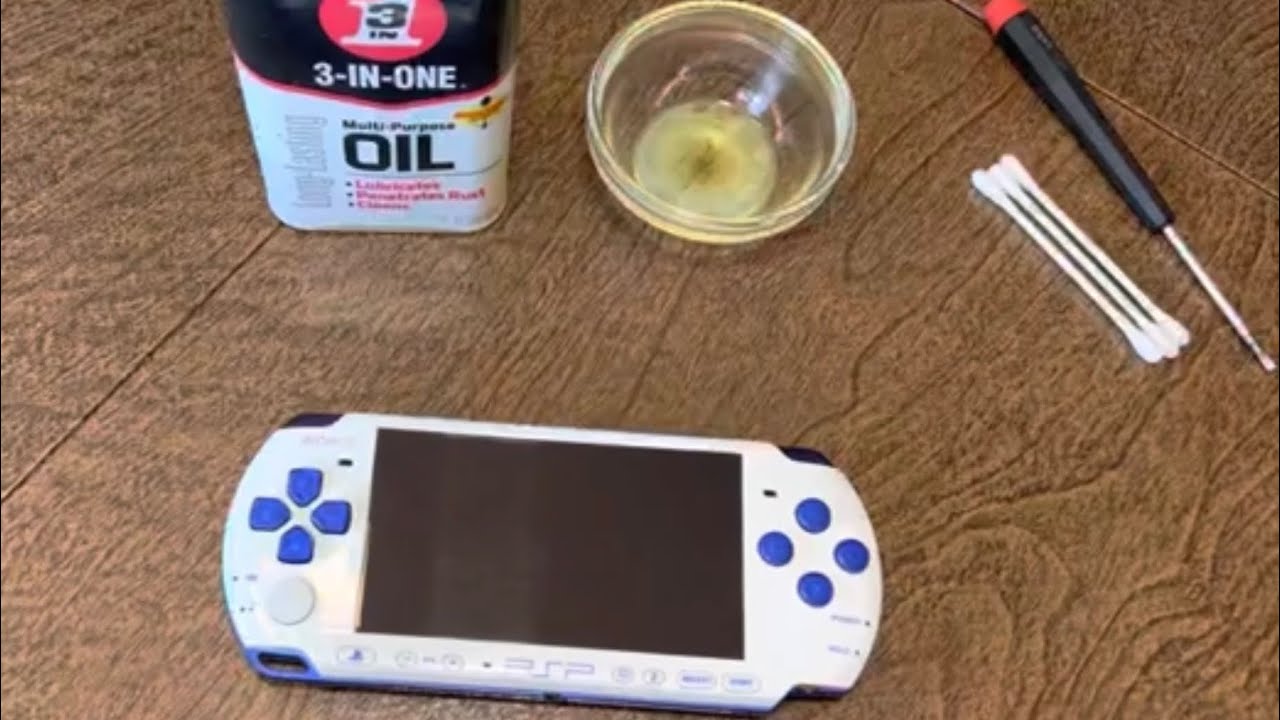 PSP 2000 и PSP 3000 — ремонт громкого UMD-привода без разборки