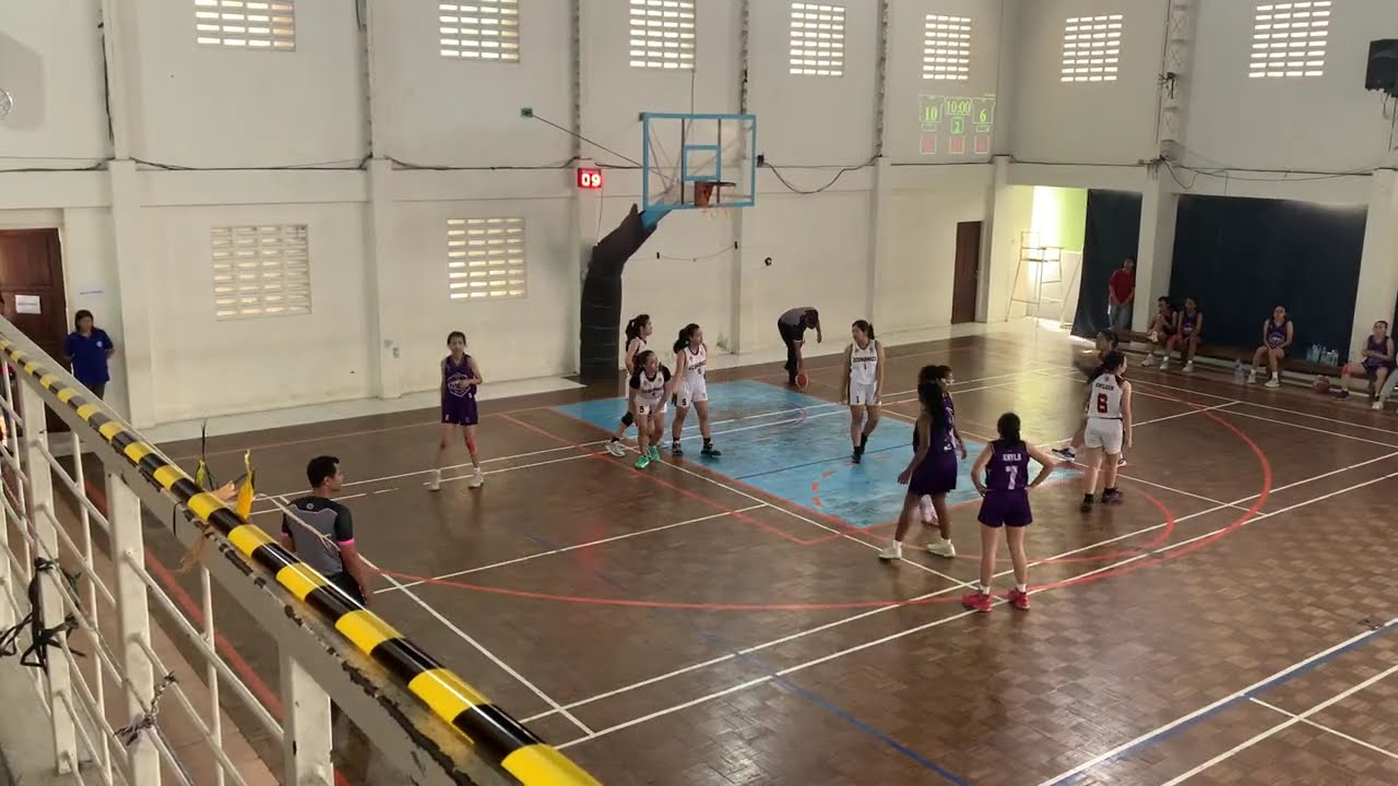 FEB VS HUKUM POM UKSW 2025 WOMEN