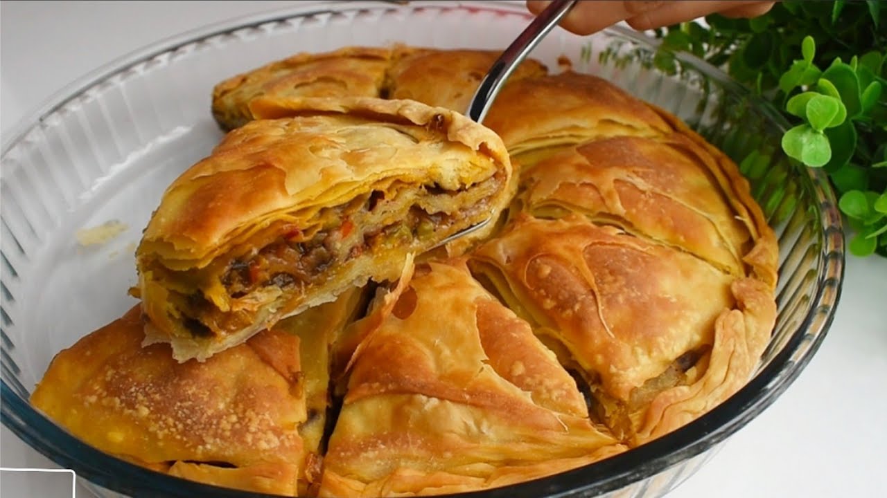 Вы когда-нибудь готовили баклажаны таким образом? Чрезвычайно вкусный и питательный.