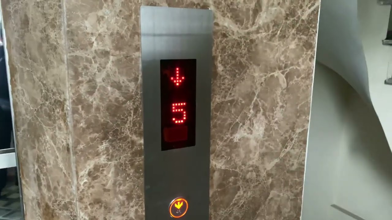Generic Atvin Elevator (Thang máy Atvin Nội Địa)
