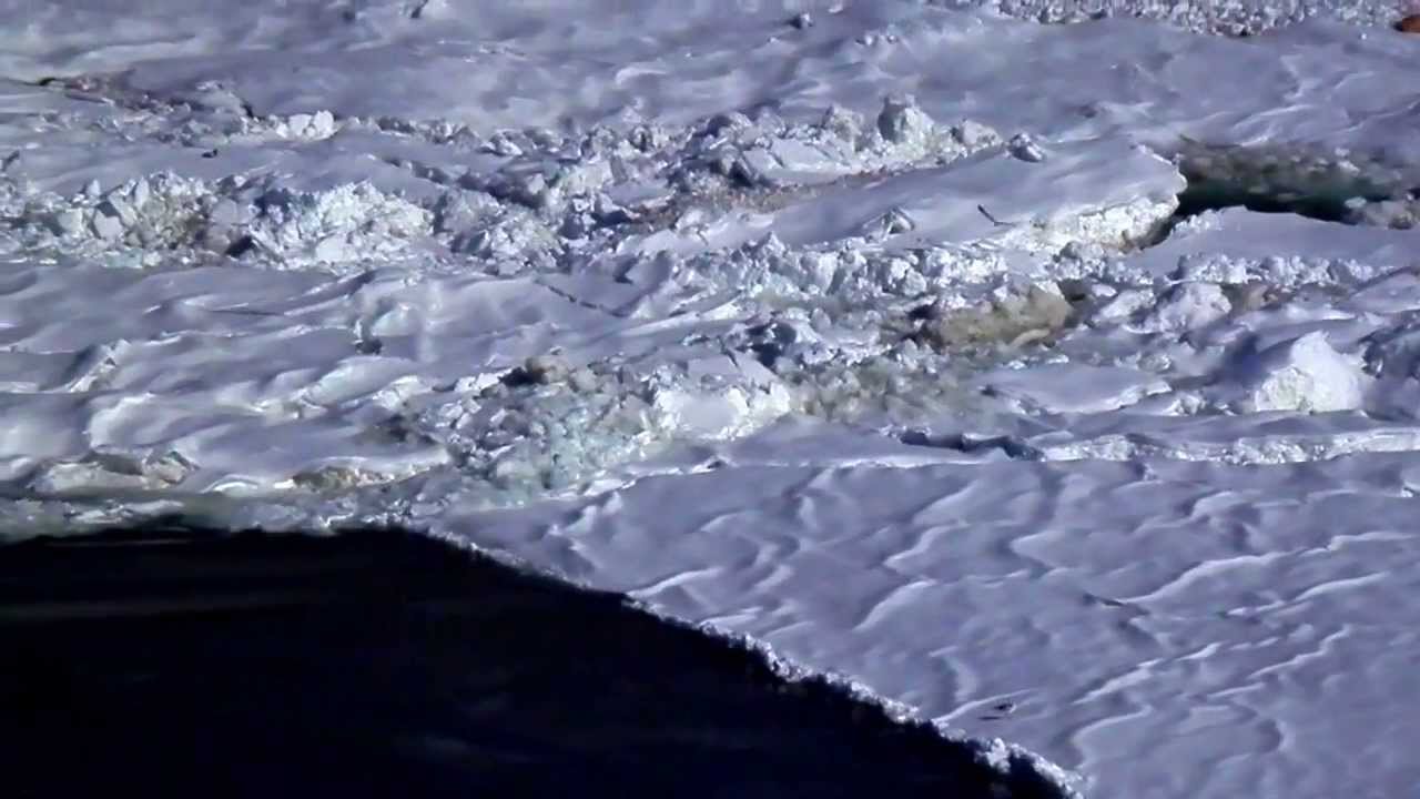Niagara Falls Ice Bridge Breakup