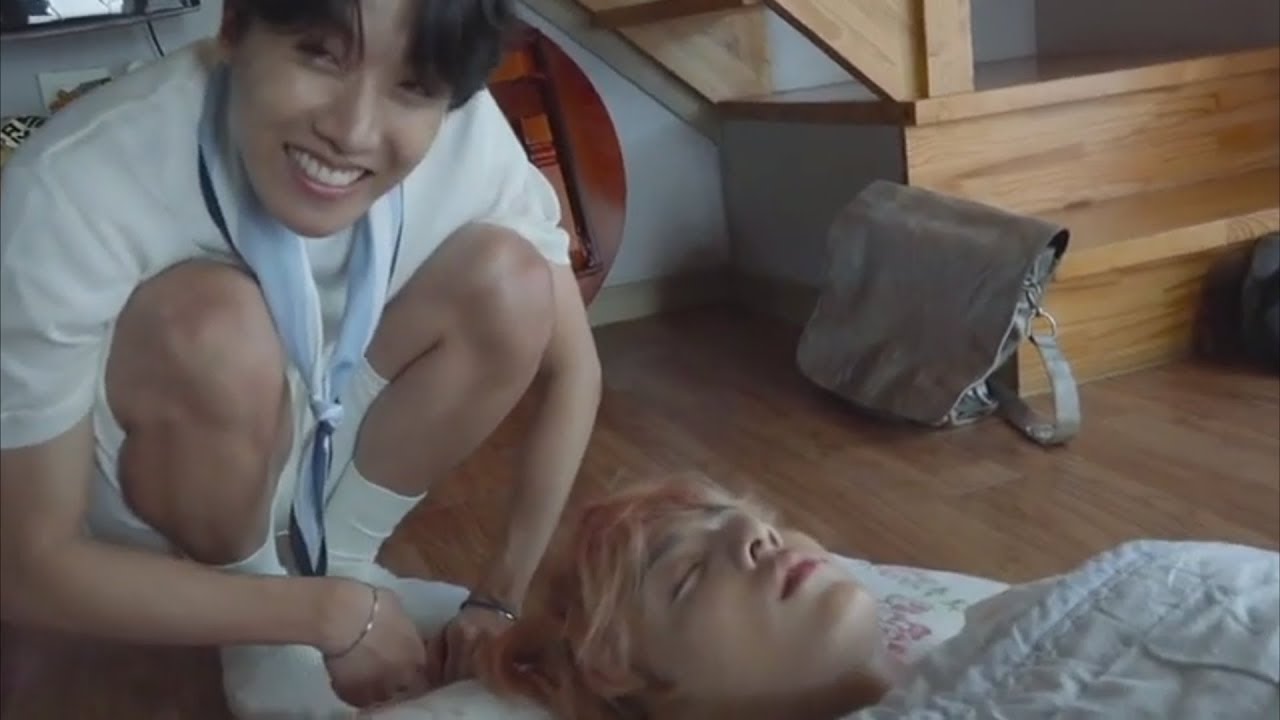 When Jungkook (정국 BTS) was teased by his hyung