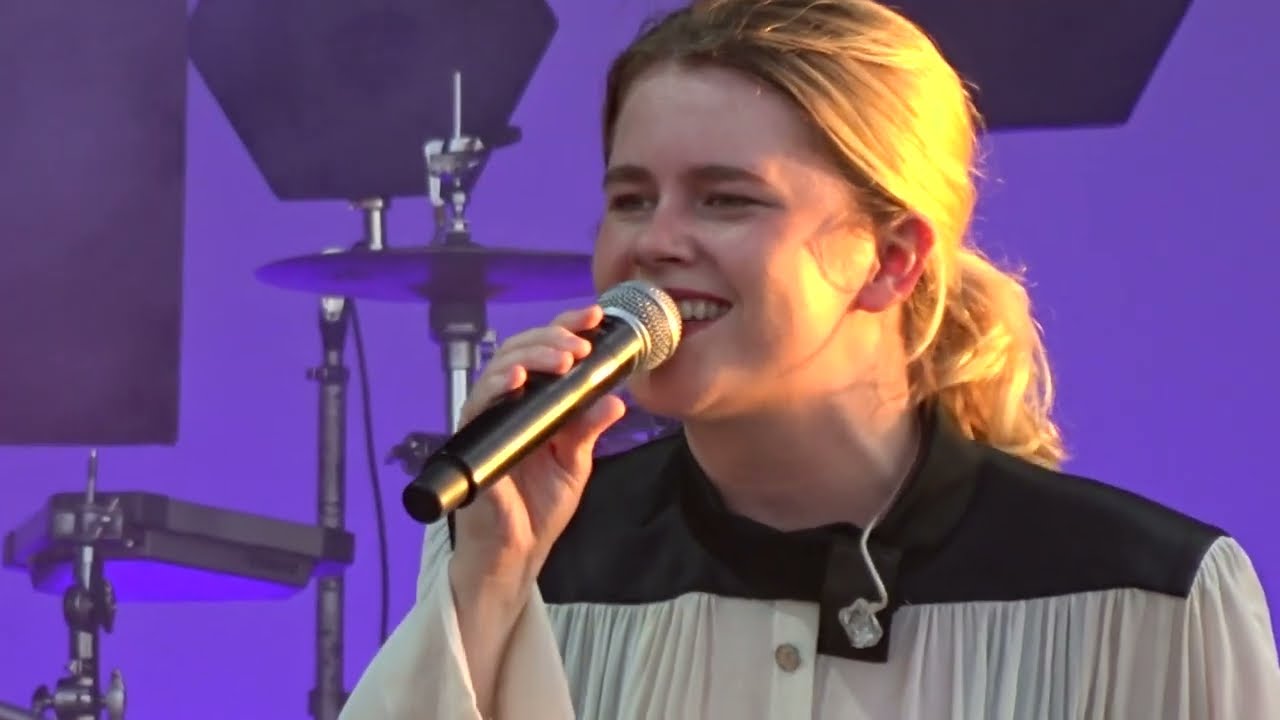 Zaho de Sagazan - La symphonie des éclairs (Live) Paris, Solidays 2025