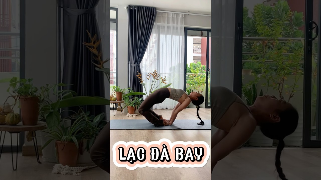 Yoga pose Lạc đ&agrave; bay #nhung_yoga #yoga_nhatrang #nhungyoga #yoganhatrang #nhatrang