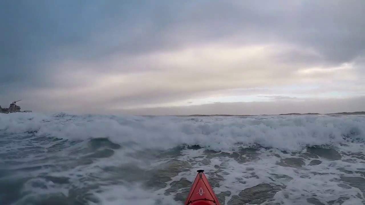 Rolling a Dagger Stratos in Surf (most of the time)